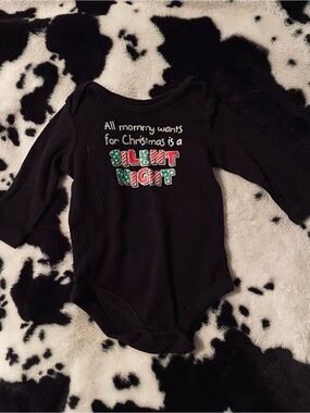 Christmas Infant / Baby Long Sleeved Onesie Size 6-9 Months
